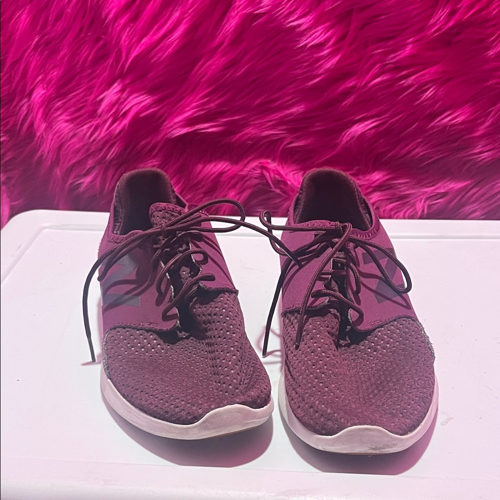 Women's Burgundy NEW BALANCE Knit Lace-Up Sneakers
